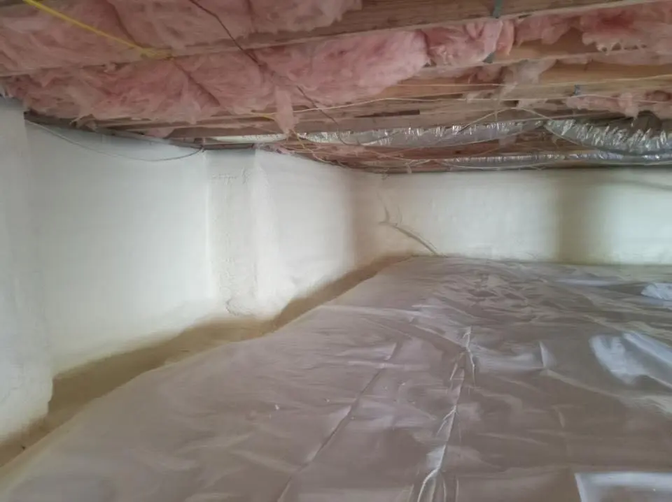 Crawl space encapsulation with closed-cell spray foam for Attic Insulation in Hidalgo